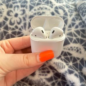 1st generation airpods